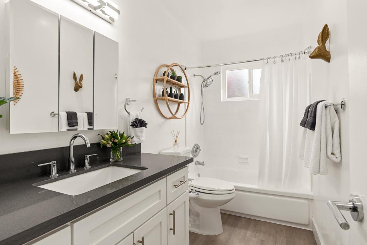 East Village Arts District, King Suite With Sofa Bed Nrp23-01221 Лонг Бийч Екстериор снимка